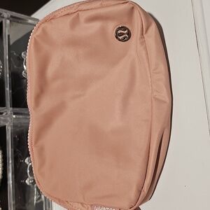 lululemon athletica Rose Every Day Belt Bag